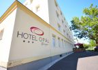 Mosolygós szálloda lett a Hotel Opál