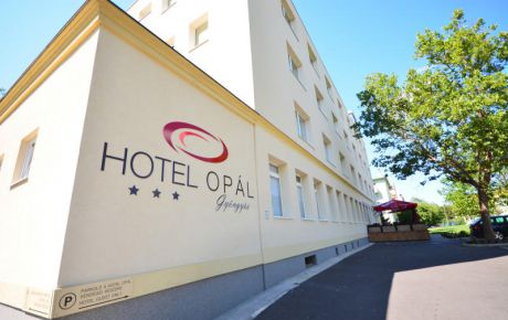 Hotel Opál